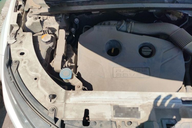 Used Land Rover Range Evoque 2012 2.0T 5-Door YAOZHI Version Engine Bay Right