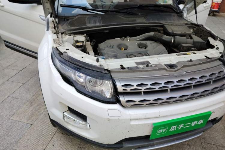 Used Land Rover Range Evoque 2012 2.0T 5-Door YAOZHI Version Engine Bay Right