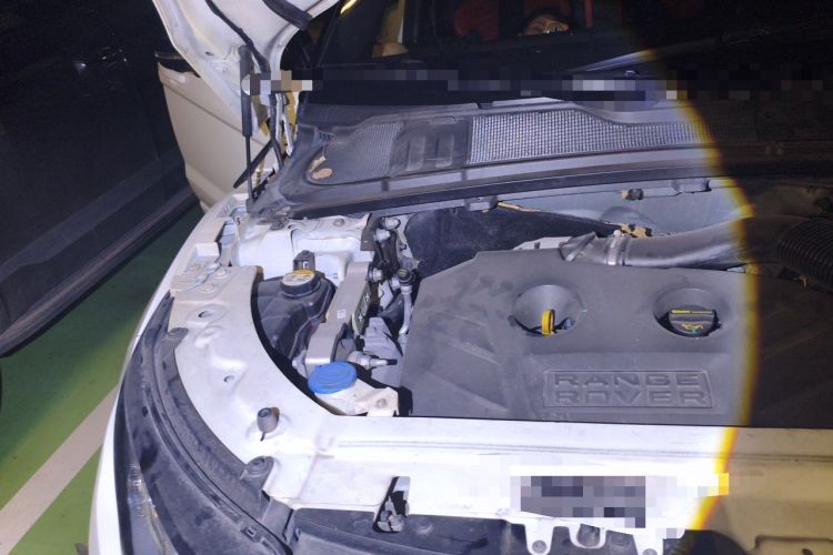 Used Land Rover Range Evoque 2012 2.0T 5-Door Ignite Edition Engine Bay Right