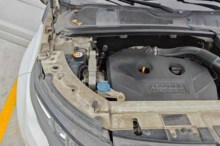 Used Land Rover Range Evoque 2012 2.0T 5-Door Ignite Edition Engine Bay Right