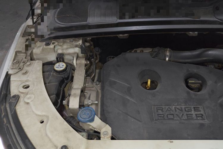 Used Land Rover Range Evoque 2012 2.0T 5-Door YAOZHI Version Engine Bay Right