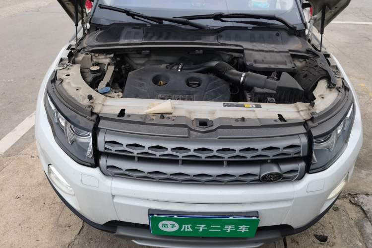 Used Land Rover Range Evoque 2012 2.0T 5-Door YAOZHI Version Engine Bay