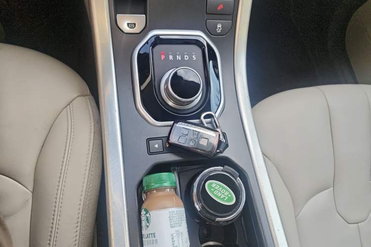 Used Land Rover Range Evoque 2012 2.0T 5-Door Ignite Edition Gear Lever