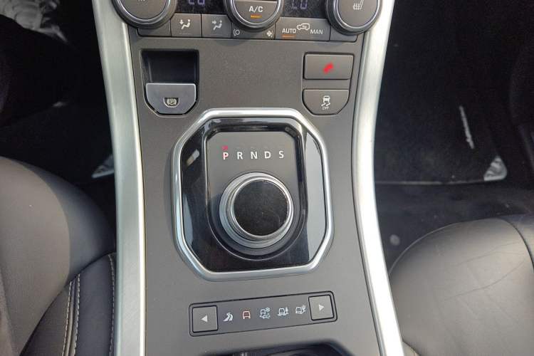 Used Land Rover Range Evoque 2012 2.0T 5-Door Ignite Edition Gear Lever