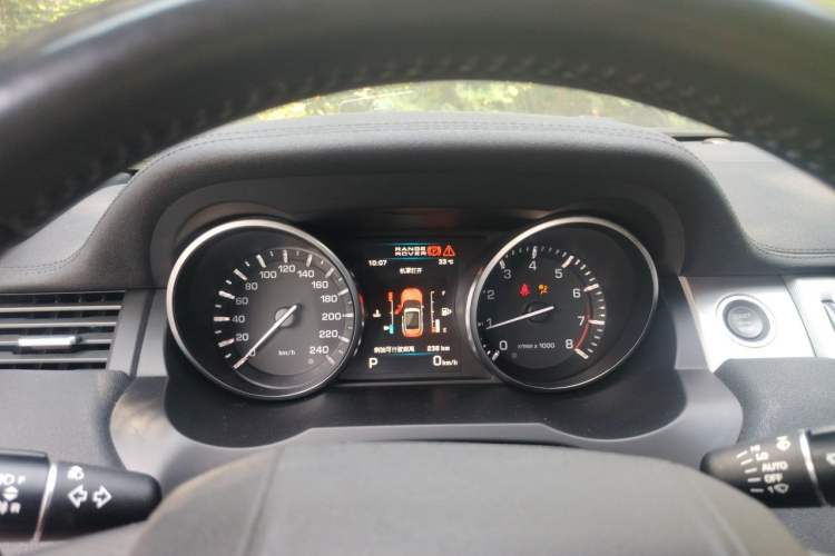Used Land Rover Range Evoque 2012 2.0T 5-Door Ignite Edition Instrument Cluster