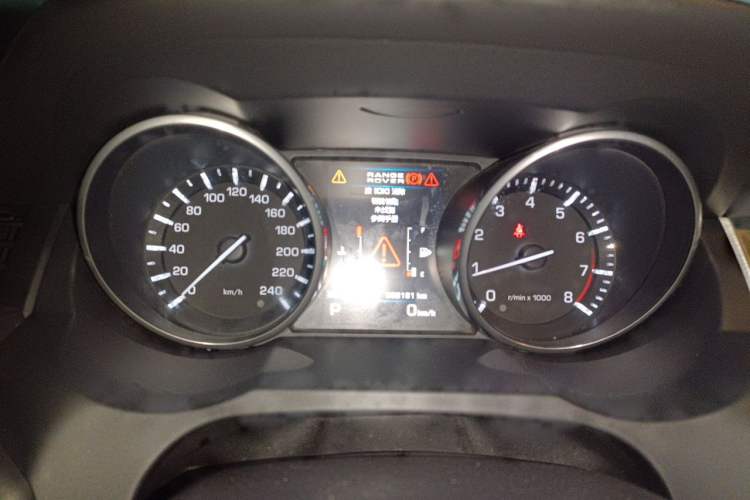 Used Land Rover Range Evoque 2012 2.0T 3-Door YAOZHI Edition Instrument Cluster