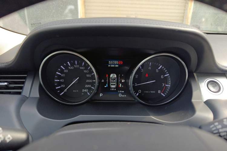 Used Land Rover Range Evoque 2012 2.0T 5-Door Ignite Edition Instrument Cluster