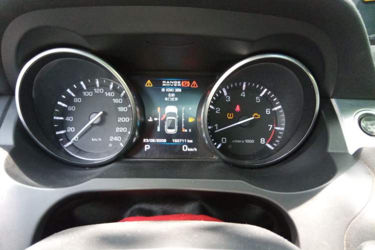 Used Land Rover Range Evoque 2012 2.0T 5-Door Ignite Edition Instrument Cluster
