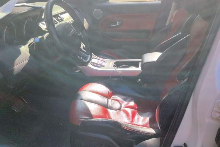 Used Land Rover Range Evoque 2012 2.0T 5-Door Ignite Edition Left Front Seat