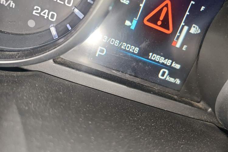 Used Land Rover Range Evoque 2012 2.0T 5-Door Ignite Edition Odometer Close Up
