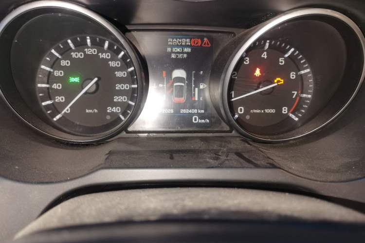 Used Land Rover Range Evoque 2012 2.0T 5-Door YAOZHI Version Odometer Close Up