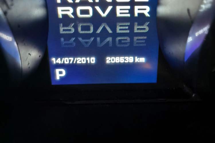 Used Land Rover Range Evoque 2012 2.0T 5-Door Ignite Edition Odometer Close Up