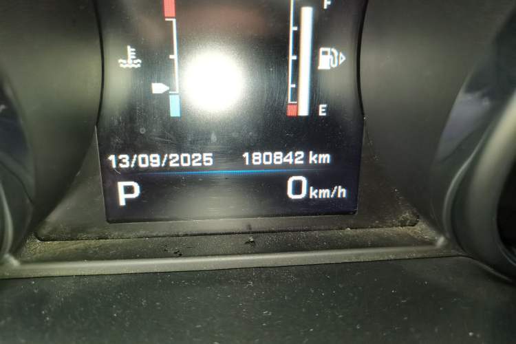Used Land Rover Range Evoque 2012 2.0T 5-Door YAOZHI Version Odometer Close Up