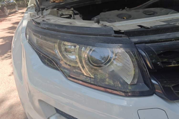 Used Land Rover Range Evoque 2012 2.0T 5-Door Ignite Edition Right Front Headlight