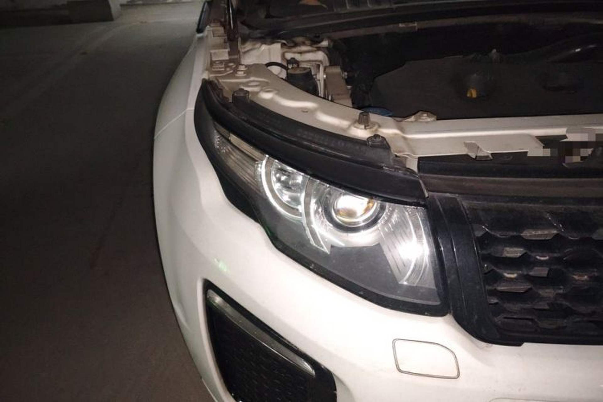 Used Land Rover Range Evoque 2012 2.0T 3-Door Ignite Edition Right Front Headlight