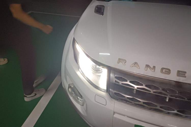 Used Land Rover Range Evoque 2012 2.0T 3-Door YAOZHI Edition Right Front Headlight