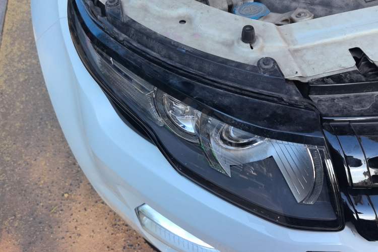 Used Land Rover Range Evoque 2012 2.0T 5-Door Ignite Edition Right Front Headlight