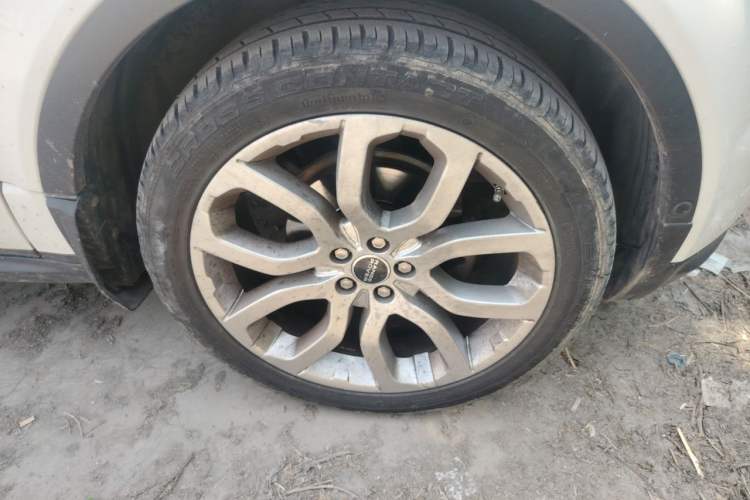 Used Land Rover Range Evoque 2012 2.0T 5-Door Ignite Edition Right Front Wheel Hub