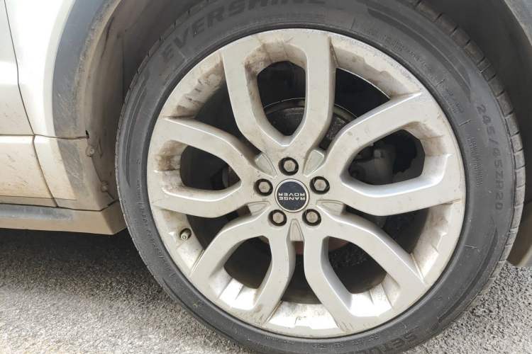 Used Land Rover Range Evoque 2012 2.0T 3-Door Ignite Edition Right Front Wheel Hub
