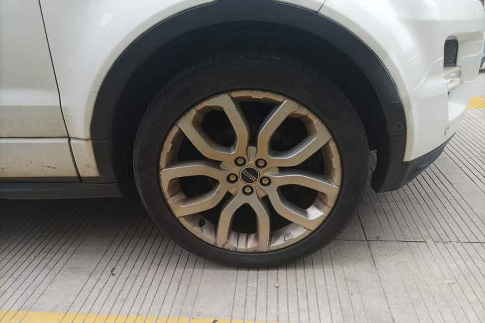 Used Land Rover Range Evoque 2012 2.0T 5-Door Ignite Edition Right Front Wheel Hub