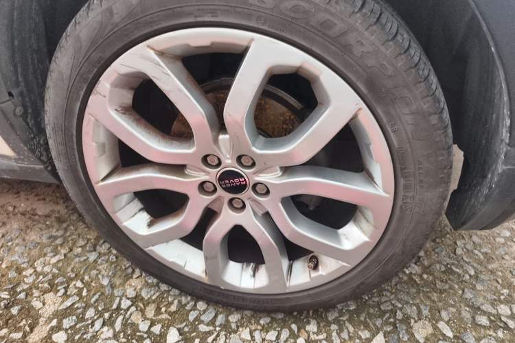 Used Land Rover Range Evoque 2012 2.0T 5-Door Ignite Edition Right Front Wheel Hub