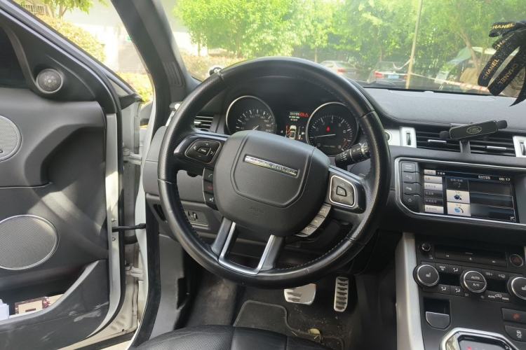 Used Land Rover Range Evoque 2012 2.0T 5-Door Ignite Edition Steering Wheel