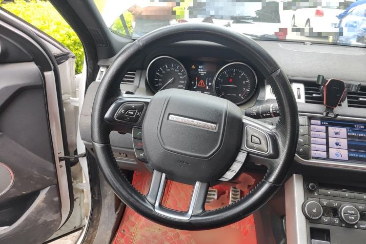 Used Land Rover Range Evoque 2012 2.0T 3-Door Ignite Edition Steering Wheel