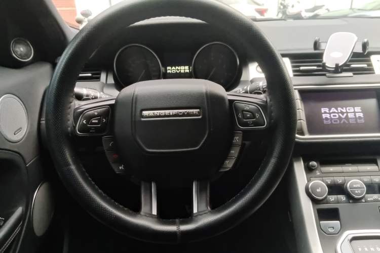 Used Land Rover Range Evoque 2012 2.0T 5-Door Ignite Edition Steering Wheel