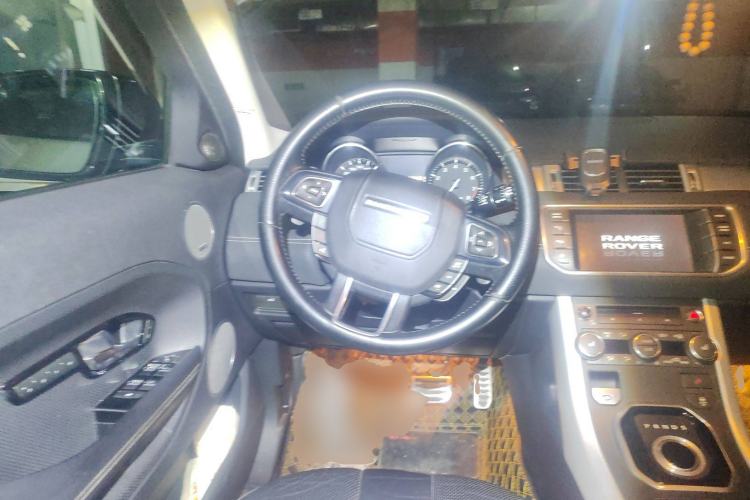 Used Land Rover Range Evoque 2012 2.0T 5-Door Ignite Edition Steering Wheel
