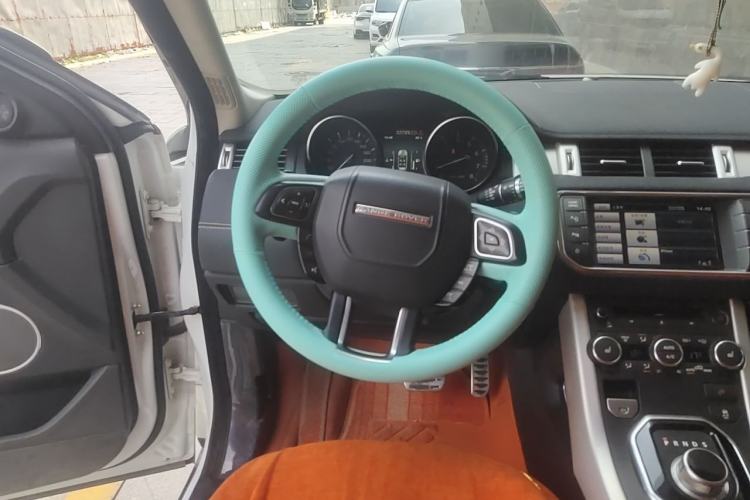 Used Land Rover Range Evoque 2012 2.0T 3-Door Ignite Edition Steering Wheel