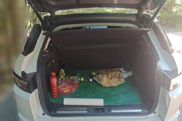 Used Land Rover Range Evoque 2012 2.0T 5-Door Ignite Edition Trunk