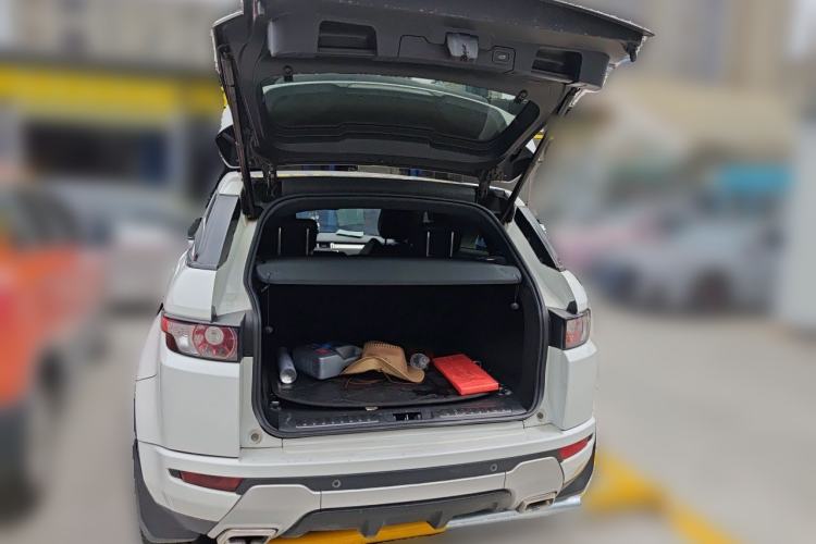 Used Land Rover Range Evoque 2012 2.0T 5-Door Ignite Edition Trunk