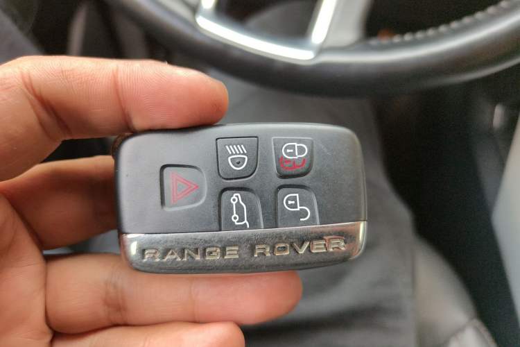 Used Land Rover Range Evoque 2012 2.0T 5-Door Ignite Edition Vehicle Key