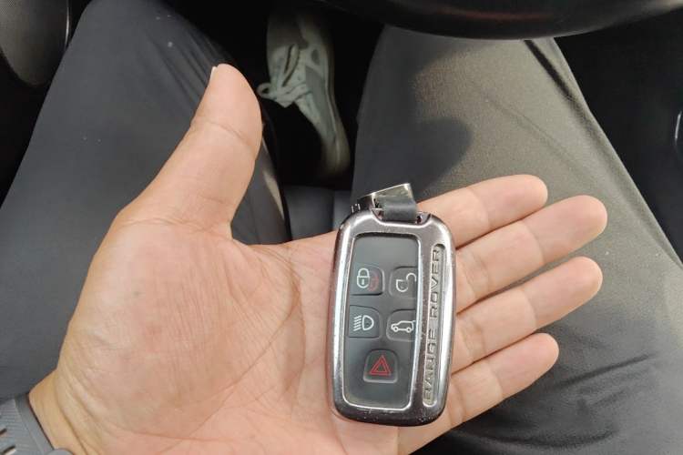 Used Land Rover Range Evoque 2012 2.0T 5-Door Ignite Edition Vehicle Key