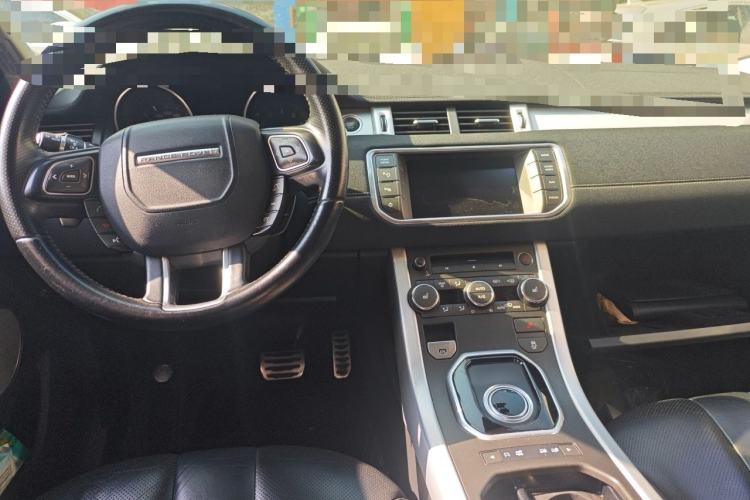 Used Land Rover Range Evoque 2013 2.0T 5-Door Ignite Edition Center Console