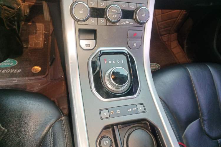 Used Land Rover Range Evoque 2013 2.0T 5-Door Yaozhen Edition Gear Lever