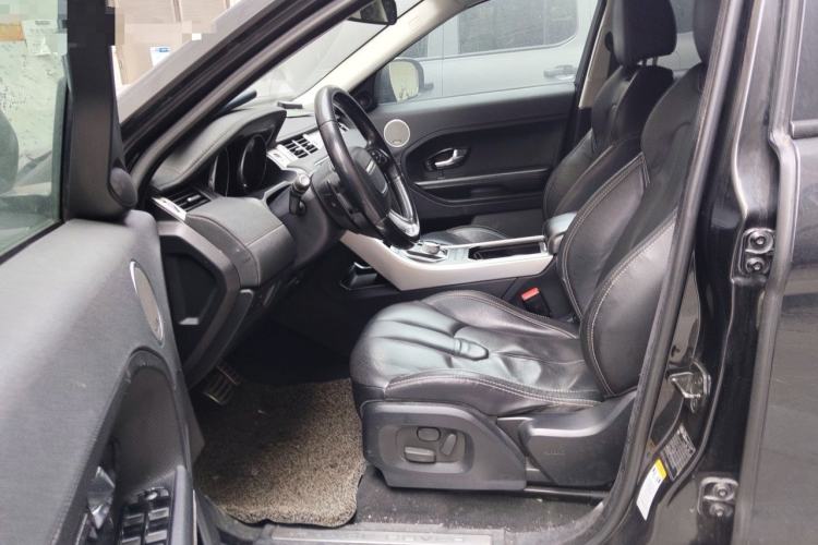 Used Land Rover Range Evoque 2013 2.2T 5-Door Diesel Edition Left Front Seat