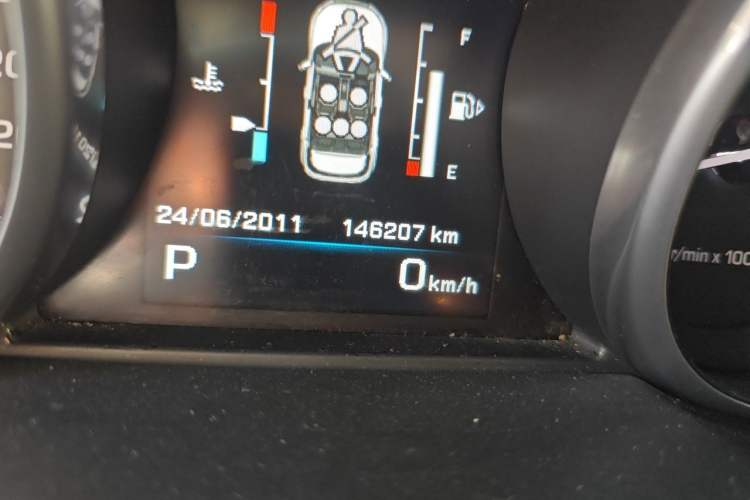 Used Land Rover Range Evoque 2013 2.0T 5-Door Ignite Edition Odometer Close Up