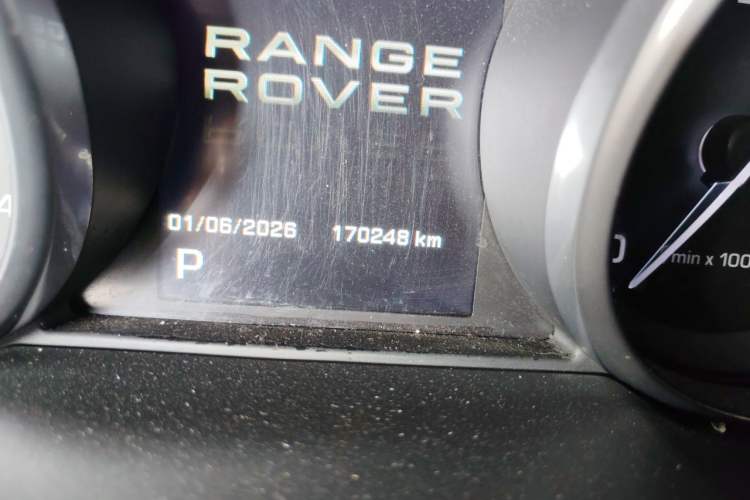 Used Land Rover Range Evoque 2013 2.0T 5-Door YAOZHI Edition Odometer Close Up