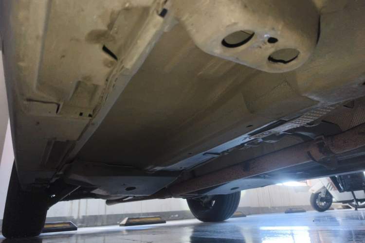 Used Land Rover Range Evoque 2013 2.0T 5-Door Ignite Edition Chassis Front Right
