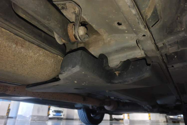 Used Land Rover Range Evoque 2013 2.0T 5-Door Ignite Edition Chassis Rear Right