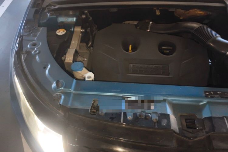 Used Land Rover Range Evoque 2013 2.0T 5-Door Ignite Edition Engine Bay Right