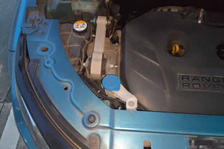 Used Land Rover Range Evoque 2013 2.0T 5-Door Ignite Edition Engine Bay Right