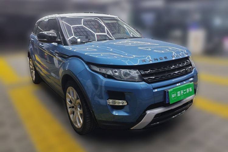 Used Land Rover Range Evoque 2013 2.0T 5-Door Ignite Edition Front Right 45 Deg