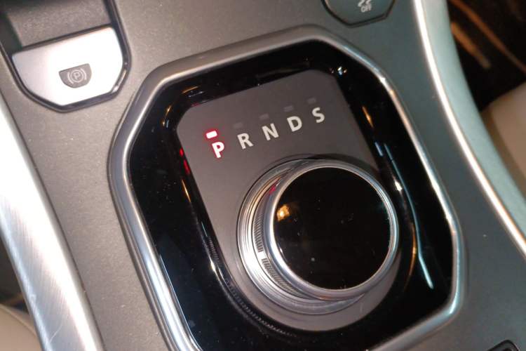 Used Land Rover Range Evoque 2013 2.0T 5-Door YAOZHI Edition Gear Lever