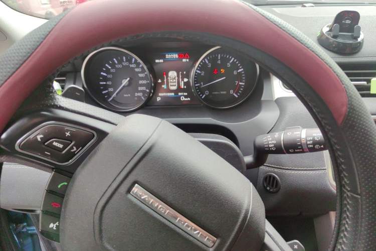 Used Land Rover Range Evoque 2013 2.0T 5-Door Ignite Edition Instrument Cluster