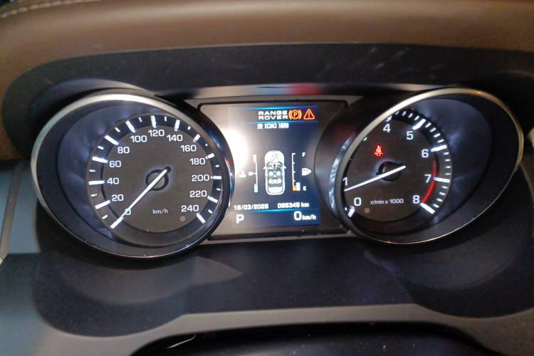 Used Land Rover Range Evoque 2013 2.0T 5-Door YAOZHI Edition Instrument Cluster