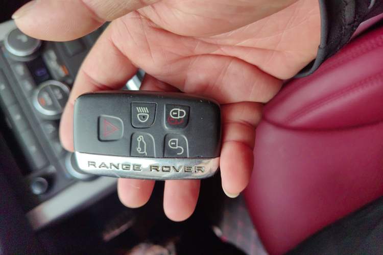 Used Land Rover Range Evoque 2013 2.0T 5-Door Ignite Edition Vehicle Key
