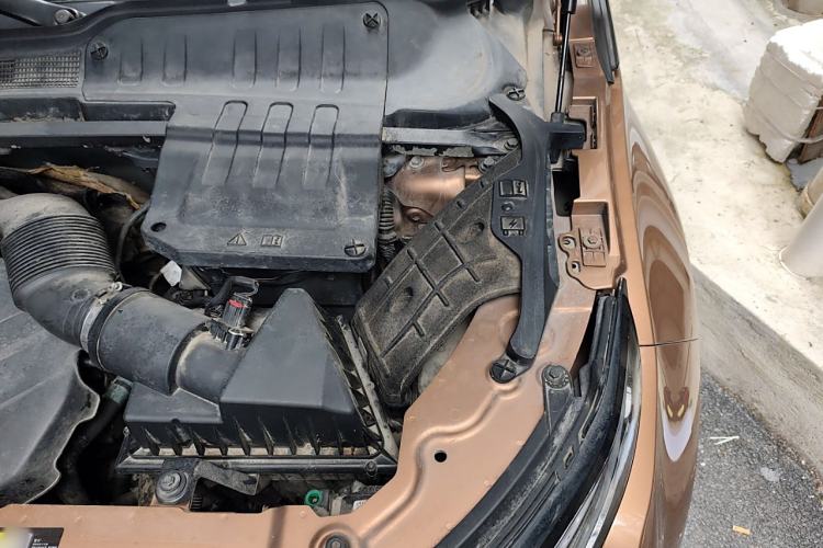 Used Land Rover Range Evoque 2013 2.0T 5-Door Ignite Edition Engine Bay Left