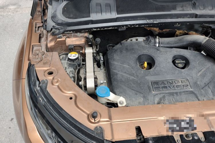 Used Land Rover Range Evoque 2013 2.0T 5-Door Ignite Edition Engine Bay Right